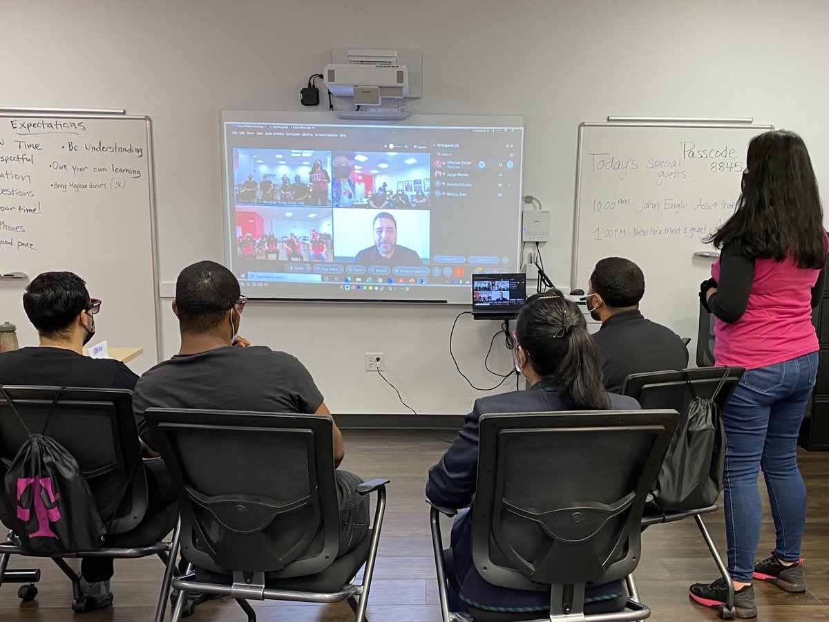 SharonDeckerNE's tweet photo. Thank you @AmrWahba1080 for sharing your journey & offering our new hires some valuable words of wisdom! #SomervilleCLC #Northeast #LeadershipTips #ReadyEssentials @Starandzipper @ISLila @SamSindha @MegSetzer https://t.co/LeM7agEd6e