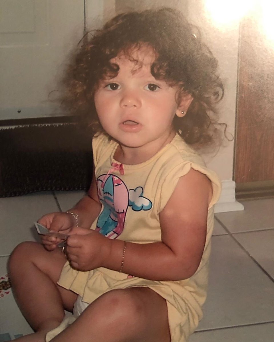 shawntbks's tweet photo. September 15th, 2019 - Shawn Mendes via Instagram: "Happy 16th birthday to the most wonderful girl I know. I absolutely adore you ❤️" https://t.co/9qfylCZXj3
