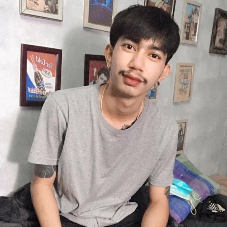 Time_sutheemon's tweet photo. เหงาครับหาคนคุย #จันทบุรี https://t.co/7gdpdhzF3t