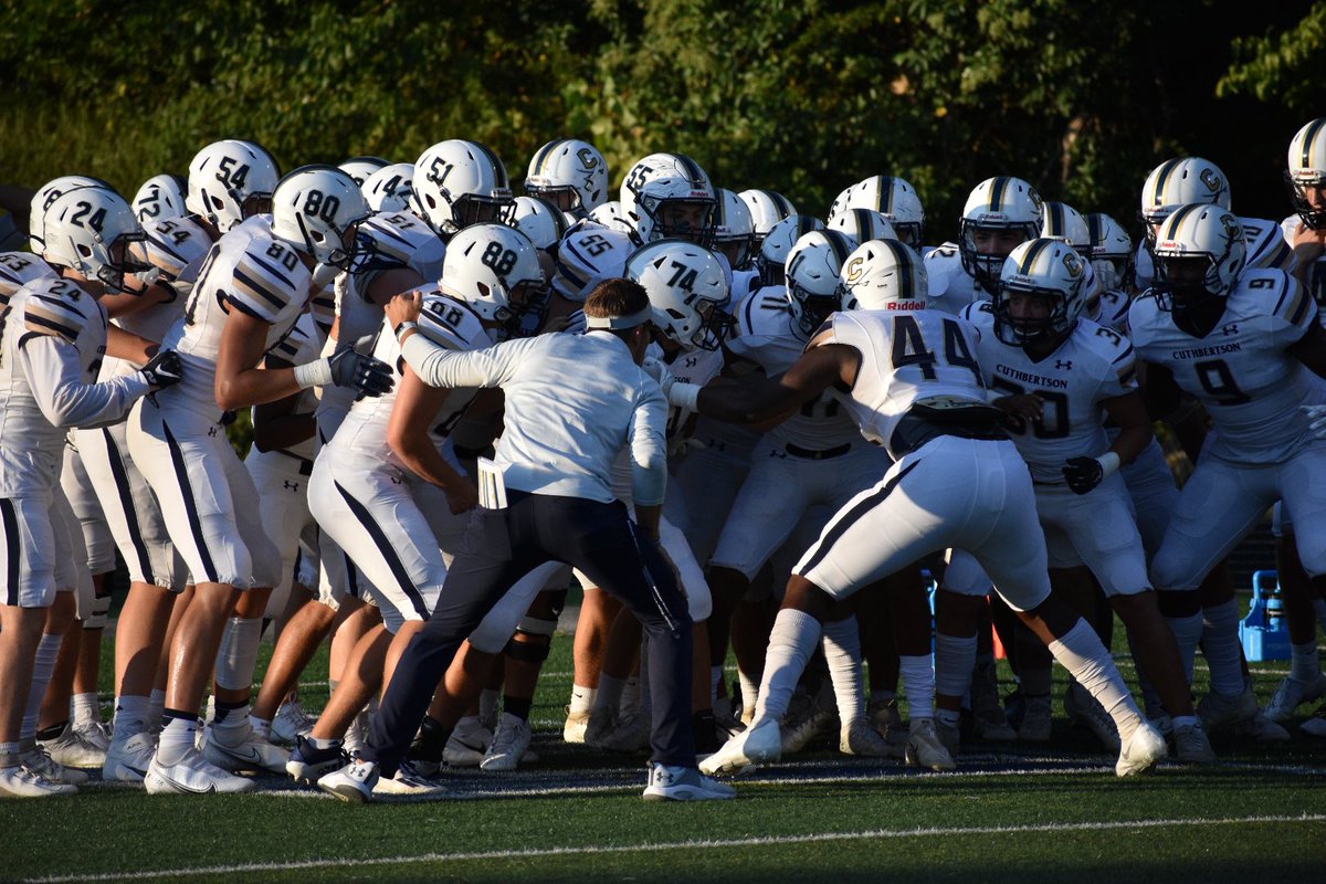 Coach_Kavy's tweet image. CIRCLE THE WAGONS!! You won’t find a group tighter than this! It’s a Family Reunion Friday and all of Waxhaw is invited!! #FEARLESS #WEALLWEGOT