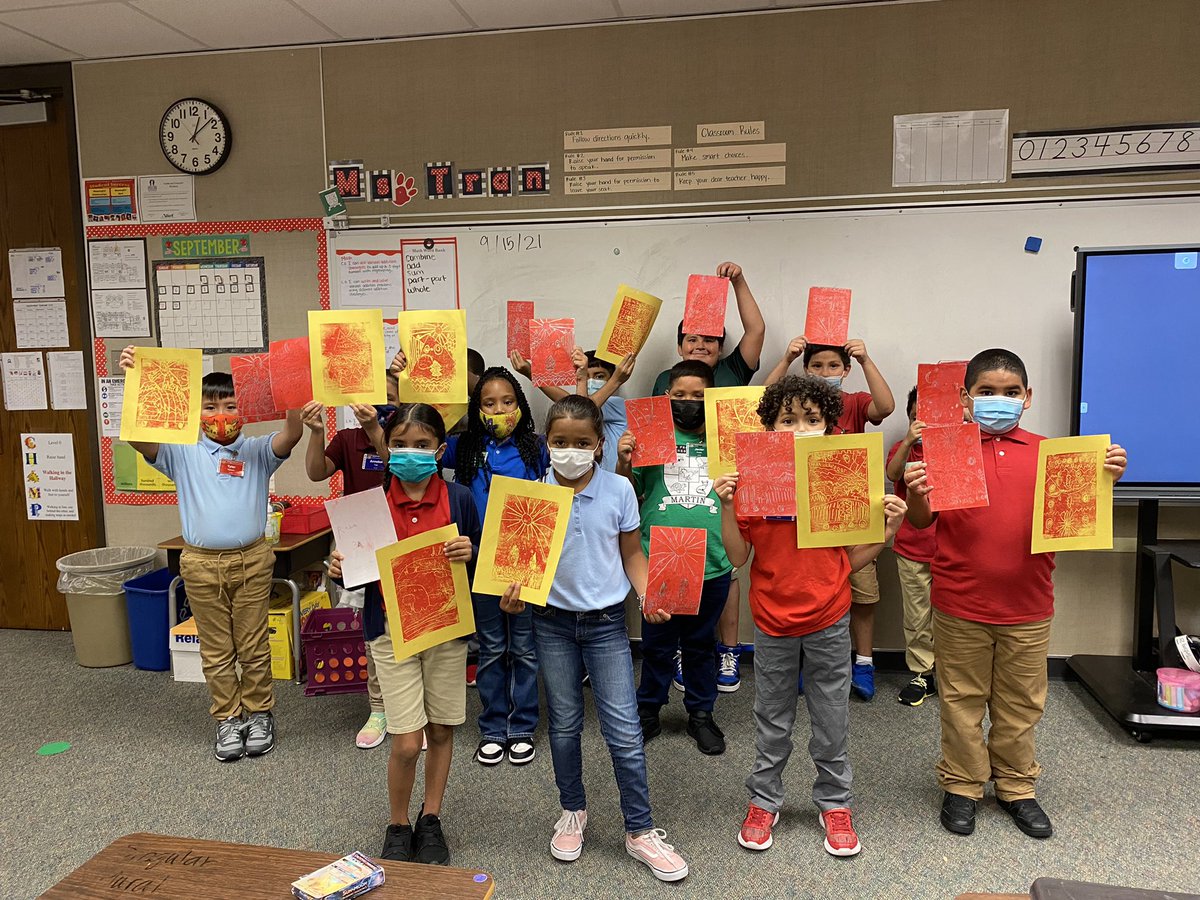 msnttran's tweet photo. They love art with Mrs. Rogers! 🎨@ajmartinart @Martin_Mustangs https://t.co/w1Wa7rGwUv