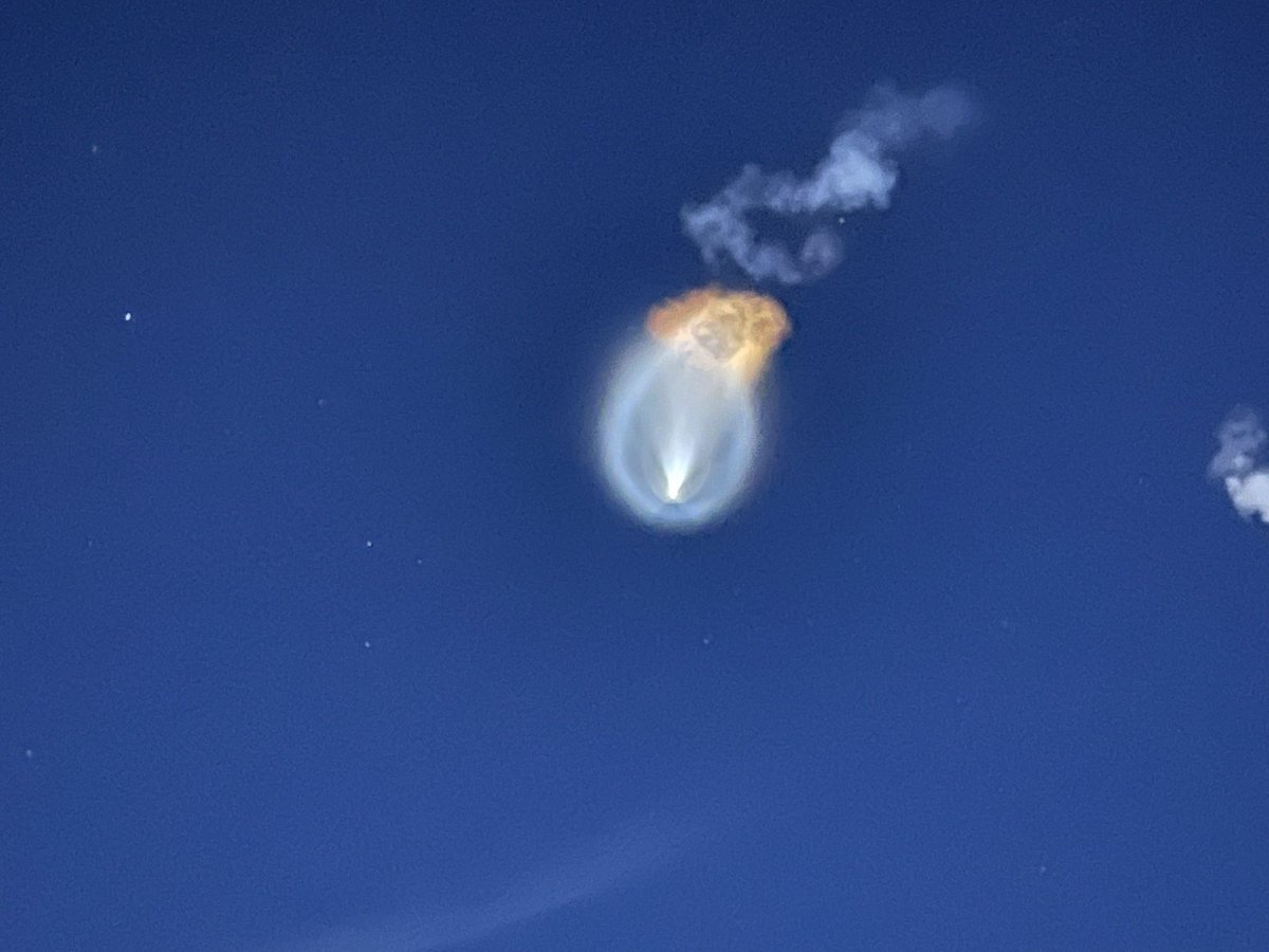 <a href="/JoeBabaian/">Joe Babaian 🇺🇦</a> <a href="/andrewintech/">Andrew Richards 🇺🇦</a> <a href="/AstroMcBride/">Capt. Jon A. McBride</a> <a href="/nickisnpdx/">Nick Adkins</a>