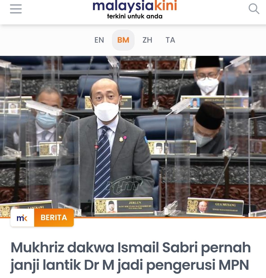 mynewshub's tweet image. Bagi pak hang pula rasa nikmat kena kencing tu camna.... 😂 😂.. Selama ni rakyat yang kena melalui manifesto penipu PRU14... Now pak kau lak rasa.... 😂 😂 😂 😂