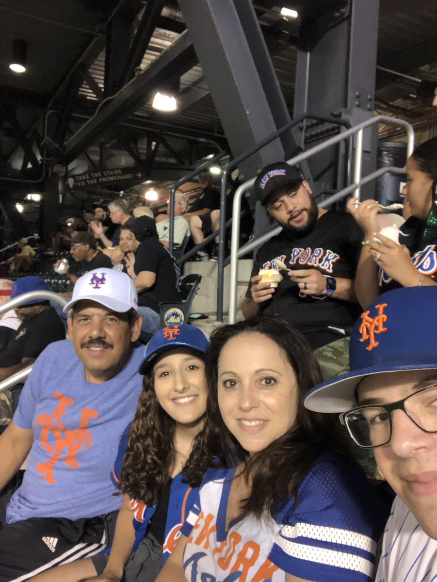 kzing36's tweet photo. @mrsmet @Mets #minimets #mets https://t.co/3CHpkFySj0