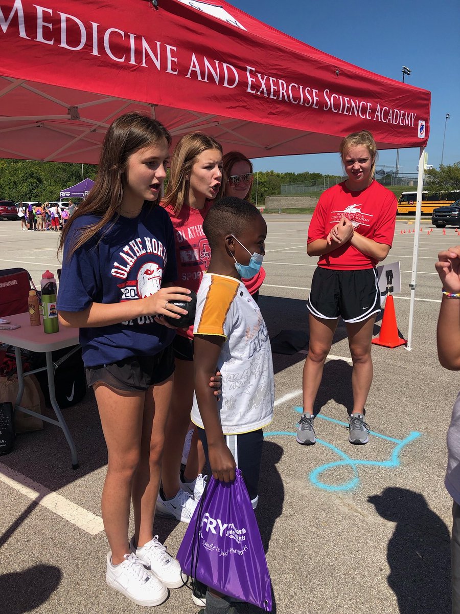 Sherry Evilsizor (@sherryevilsizo1) on Twitter photo <a href="/MadisonPlaceK5/">Madison Place</a> <a href="/olatheschools/">Olathe Public Schools</a> <a href="/CareersOnWheels/">Careers On Wheels</a> so impressed with students at the 21st Century Academies today at Careers on Wheels! Wow- what well spoken, informed and passionate students. Thanks for sharing all that with our 4th graders! <a href="/MadisonPlaceK5/">Madison Place</a> <a href="/olatheschools/">Olathe Public Schools</a> <a href="/CareersOnWheels/">Careers On Wheels</a> so impressed with students at the 21st Century Academies today at Careers on Wheels! Wow- what well spoken, informed and passionate students. Thanks for sharing all that with our 4th graders!