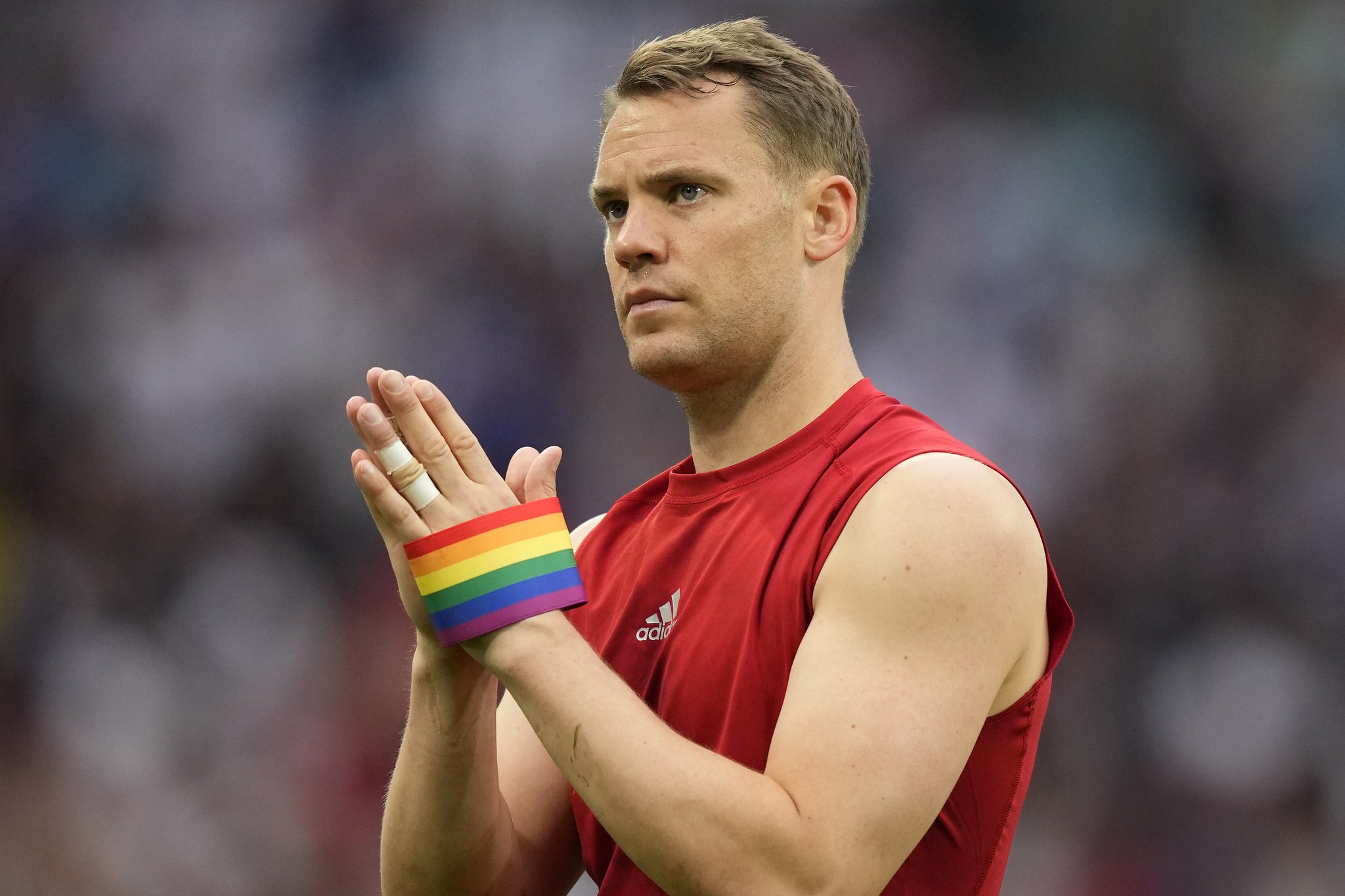 優輝 V Twitter 12 ユリアンブラント ドルトムント ドイツ代表 レバークーゼン時代に好きになった選手 ロシアw杯後にドイツ代表で背番号10を受け継いだが 最近は代表には招集されていない ドルトムントで頑張って欲しい選手 先日多くのチャンスを生かせ