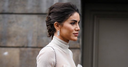 webbyfeed's tweet image. Fall's "Mushroom-Brown" Hair-Color Trend Is Perfect For Brunettes Looking to Switch Up Their Look
go.upcontent.com/966bc236-4554-…