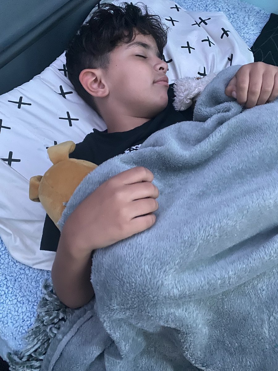 Hi_5friends's tweet photo. Look closely and you can see Harrison settling in for a good night of sleep with a new Hi-5 Friend! Youth leaders making a difference! https://t.co/3wj4etcFtU