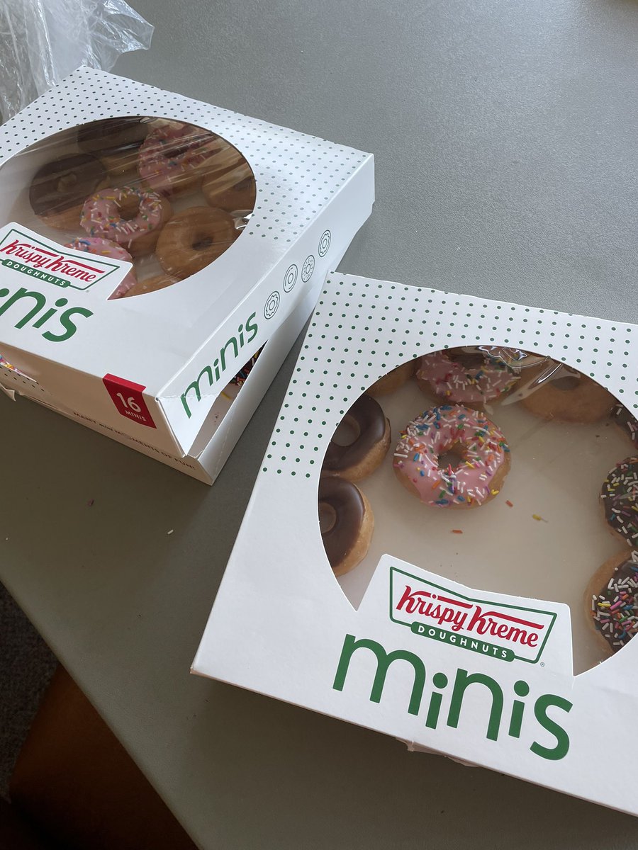 Thank you Hoover families for bringing in goodies for our staff today! 💚🐾