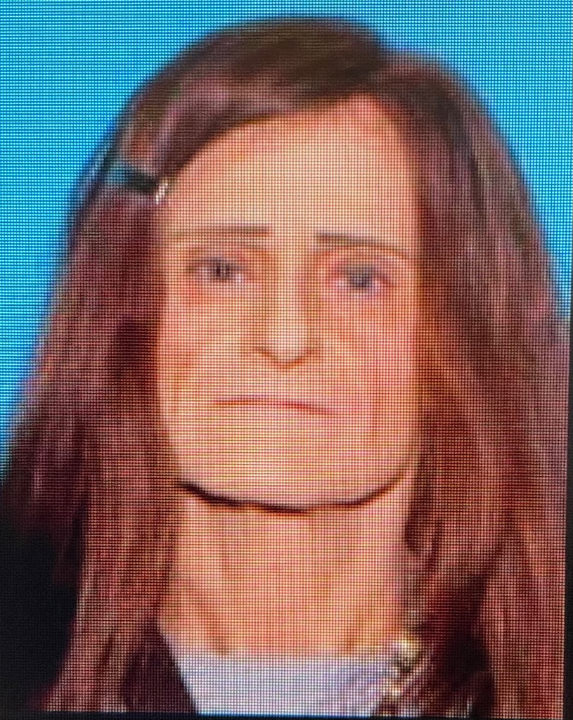 Missing elderly female missing from Folsom and Howe going toward Manzanita.