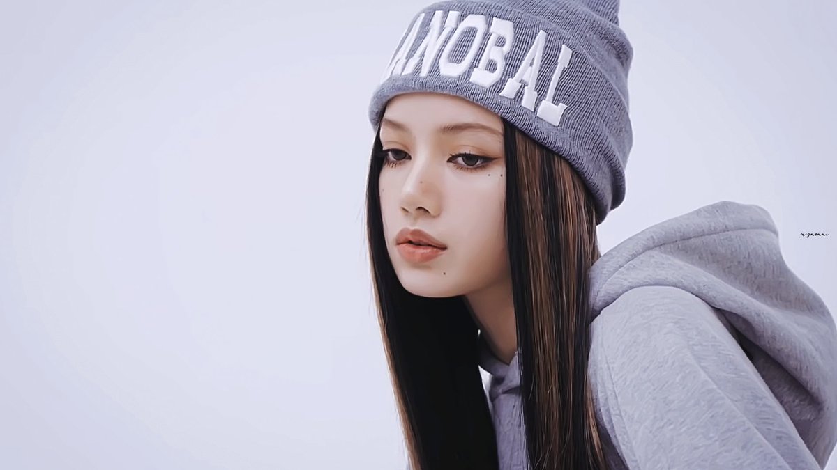 mignonne327's tweet photo. #LALISA #LISA #리사 https://t.co/ttZcteGQRW