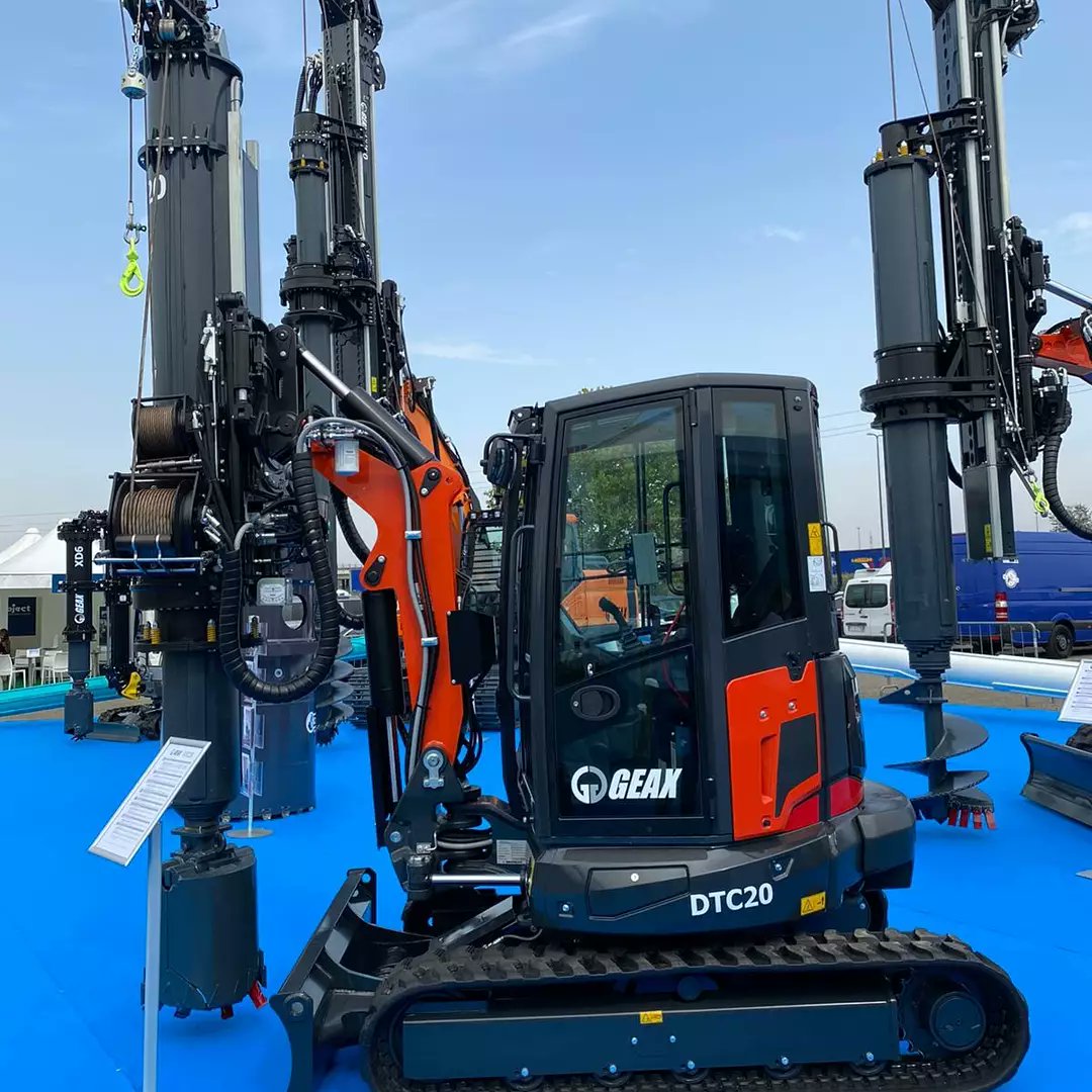 The all new Geax DTC20 presented at Geofluid: a new benchmark for super compact piling rigs #geax #drillrig #pilingrig #compact