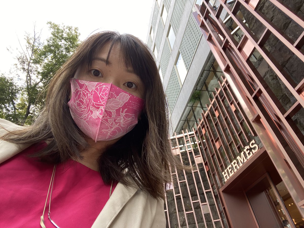 kozakozakozani's tweet photo. sansanさんのビッグイベントに登壇させて貰いました〜！緊張しすぎて震えた〜とりあえず解放されて結婚式した式場のカフェでランチ😆
#SIP2020
#sansan
#個としてのダイバーシティー https://t.co/gUIVcgIeOy