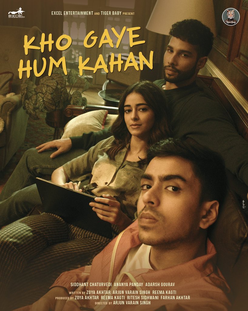 #SiddhantChaturvedi, #AnanyaPanday and #AdarshGourav team up on #ExcelEntertainment's friendship story, #KhoGayeHumKahan directed by debutant #ArjunVarainSingh, who has also written it with #ZoyaAkhtar and #ReemaKagti
#KonnectFilms #Entertainment #MovieUpdates