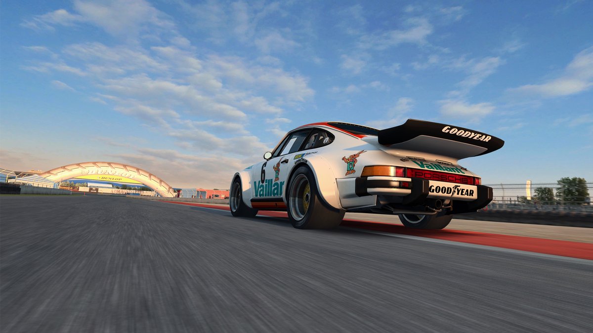 We are bringing #RaceRoom into maintenance mode this morning to deploy an Update.

A nice surprise is waiting for you on the other side! 

Can you guess what it is❓