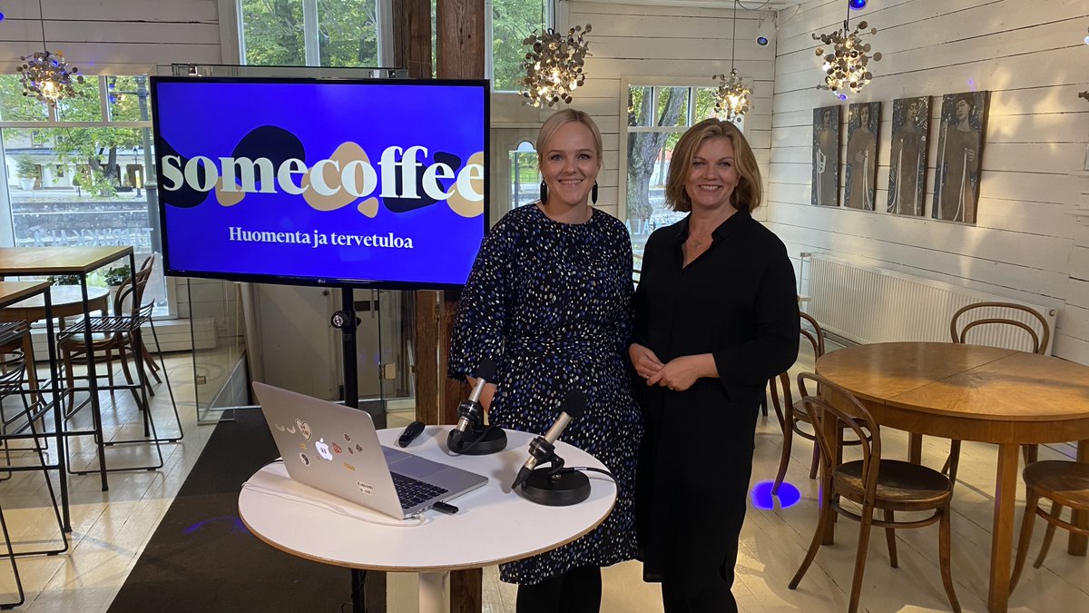 lmsomeco's tweet photo. Avainlipun sosiaalisen median strategiatyöstä ja sen roolista brändimarkkinoinnissa puhuvat #Somecoffee'lla seuraavaksi @reettame @SuomalainenTyo ja @maaritniemel 
#Avainlippu #markkinointi #brändi https://t.co/3X9bt4qqpY