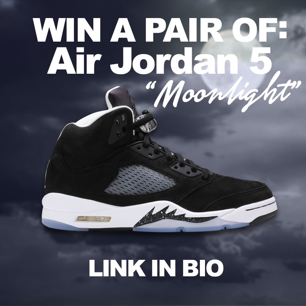SNEAKERHEADcom's tweet photo. https://t.co/4fVmzRDGpJ

Win a FREE pair of Air Jordan 5 “Moonlight” https://t.co/DN70bFFrk1
