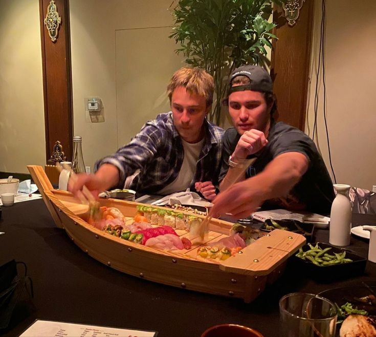 comfystarkey's tweet photo. — in honor of chase's birthday, we must have chew content! happy birthday chase 🥳💓 https://t.co/AyugRSCSbK