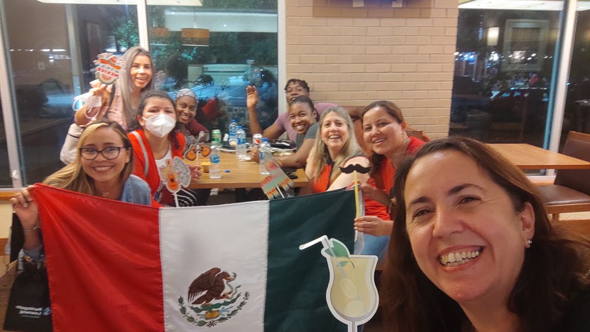 MargaritAlva7's tweet photo. Celebrating Mexican Independence Day with great friends: “Viva México". @ParticipateLrng, #PLOrientation2021 https://t.co/NvQXiCUyzD