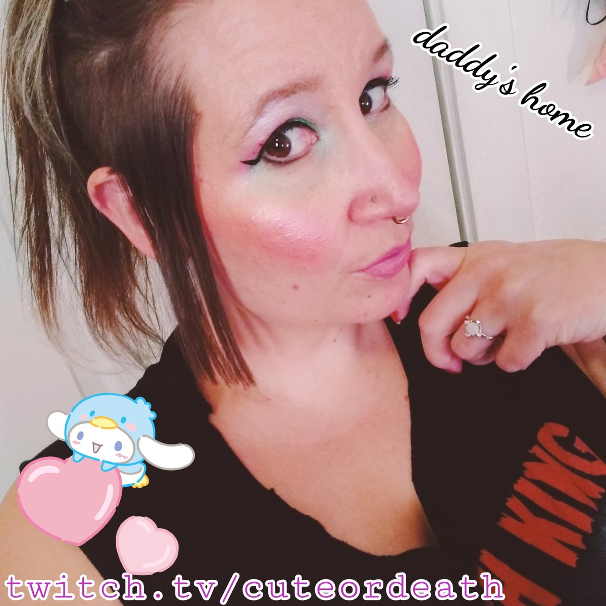 cuteordeath's tweet photo. Daddy's home. come join me for some shiny hunting and Wheel! grab a drink and let's celebrate my return to ✝️⚧❕✝️©️🈂️
#twitch #twitchstreamer #twitchaffiliate #smallstreamers #shinyhunting #shinypokemon #pokemonswordshield #dynamaxadventures #casualgame #gameshowgame #hotsteel https://t.co/ssT4DZB0Zv