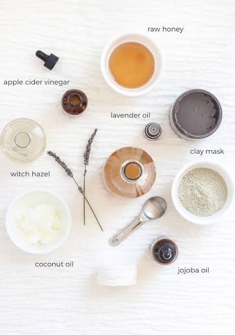 Natural skincare routine that, saved your skin and gives glowing and hydrated skin. #skincare #beauty #naturalbeauty #organic