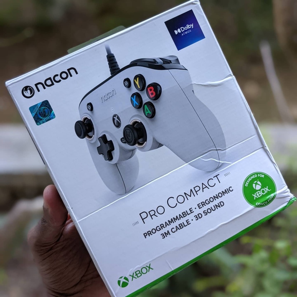 OtakugameFR's tweet image. Merci à @naconfr pour cet exemplaire de la #NaconProCompact ! Une manette Xbox pas chère et de qualité ! 😍 instagr.am/p/CT3hfS3siOq/