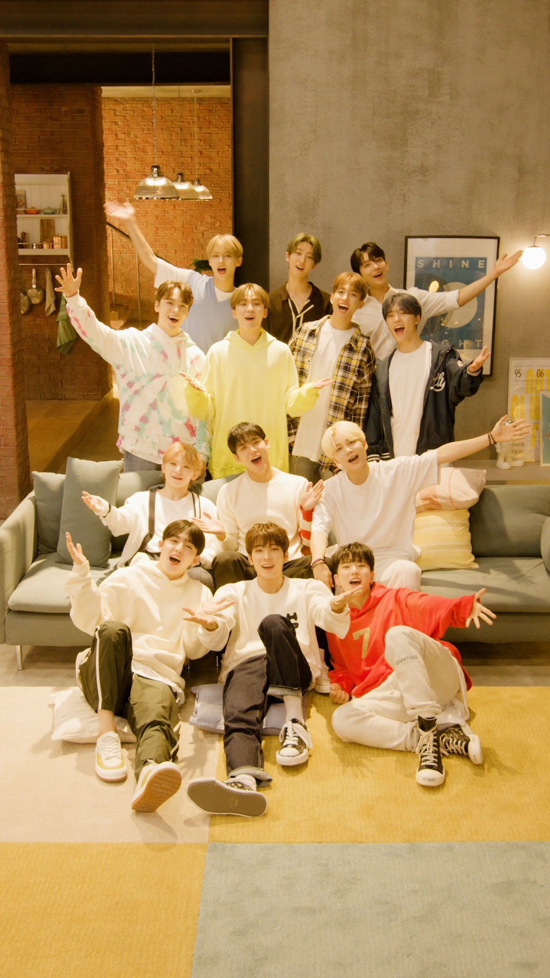 SEVENTEEN ジョンハン サノク home ひまわり SEVENTEEN ジョンハン サノク home ひまわり - メルカリ