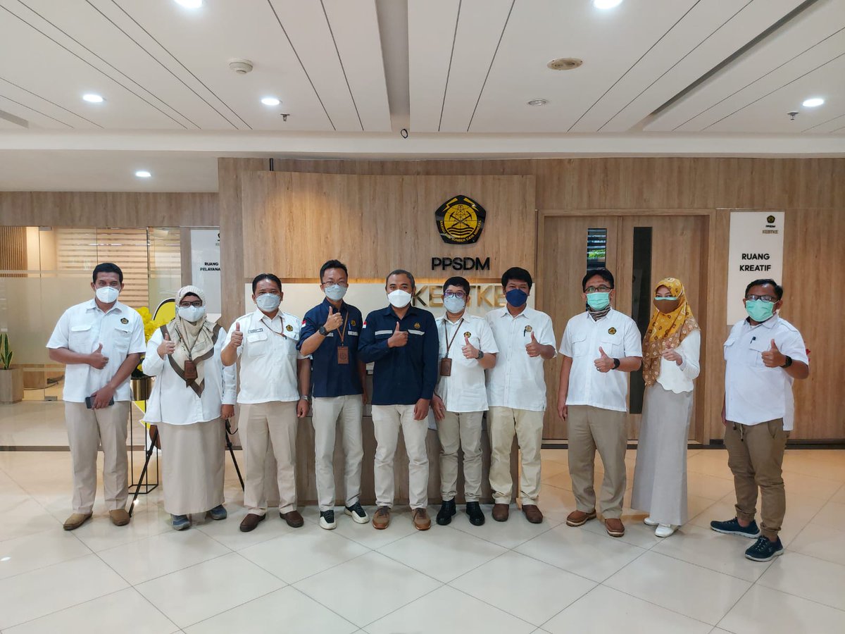 PPSDMKEBTKE's tweet photo. Pembukaan Pelaksanaan Uji Kompetensi Kenaikan Jabatan Fungsional Inspektur Ketenagalistrikan
https://t.co/0I6ffRjJhj

#20TahunBPSDMESDM
#BerkaryaUntukNegeri
#IndonesiaTangguh
#IndonesiaTumbuh
#kesdmesdm
#bpsdmesdm
#ppsdmkebtke
#ketenagalistrikan
#energi
#pelatihan
#sertifikasi https://t.co/UPOSe6rxhL