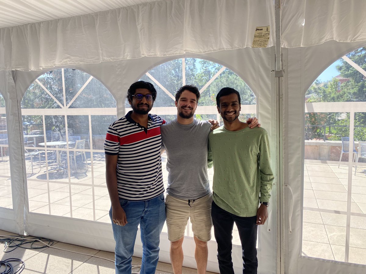 dreycey's tweet photo. Just got done hanging out with mentees from the CU Boulder Grad Peer Mentoring Program! We talked about graduate CS classes, interviews, and caught up on general life.
#GradBuffsMentoring #vaccinated #CUBoulder https://t.co/dFTUQhb0Le