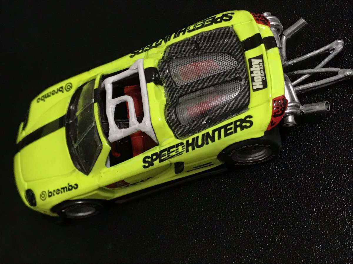 kurara_diecast's tweet photo. ポルシェカレラGT ツインターボドラッグカスタム
やっと完成!
息抜きにやったけどいい感じー!
#ホットウィール改造 #customhotwheel #customdiecast #ミニカー改造 #ミニカーカスタム https://t.co/HQU8TcnDdT