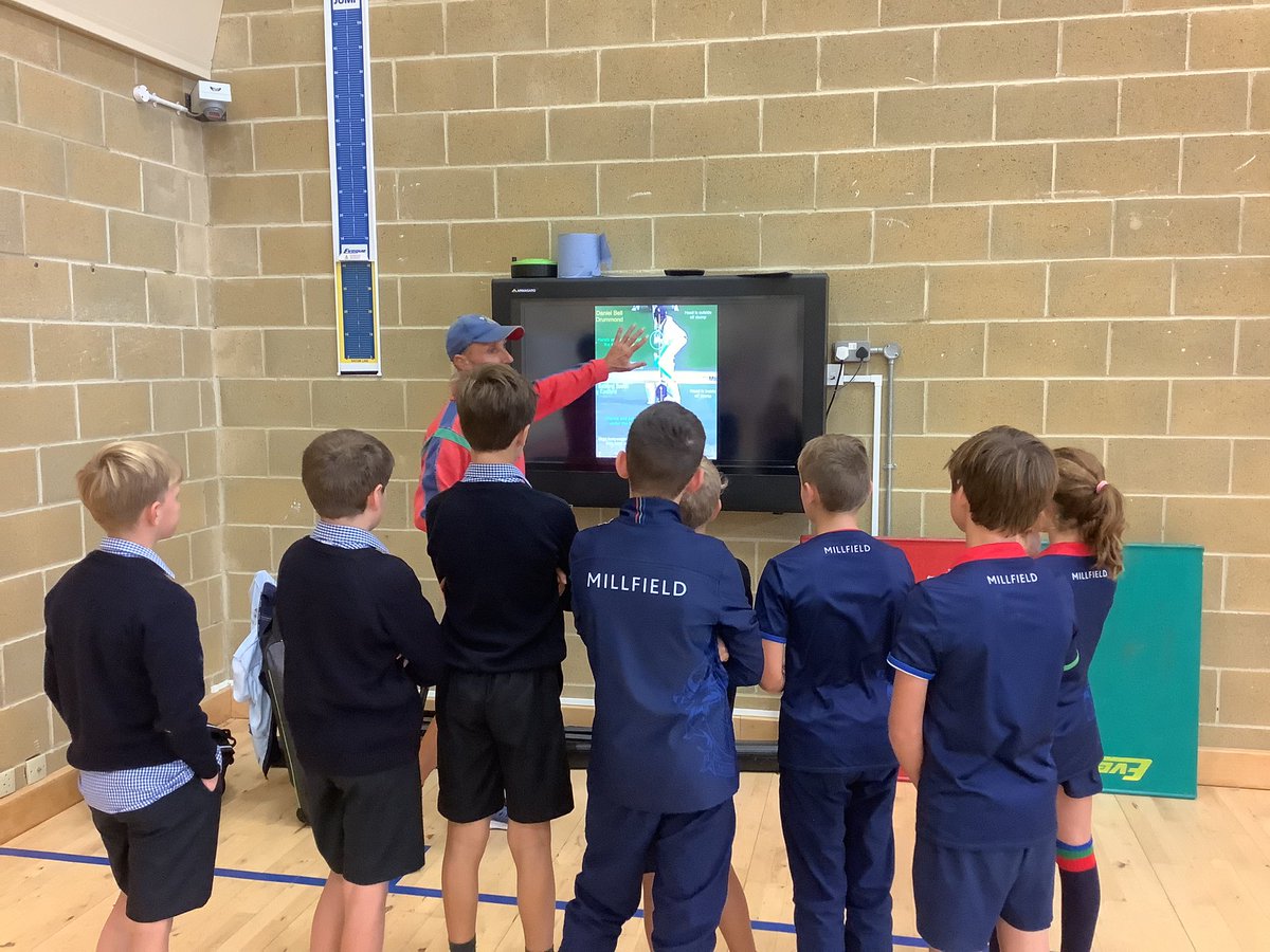 MPS_Sport's tweet photo. Learning about body position and having a good base when batting #bodyposition #learning https://t.co/U4PlKQu5SI
