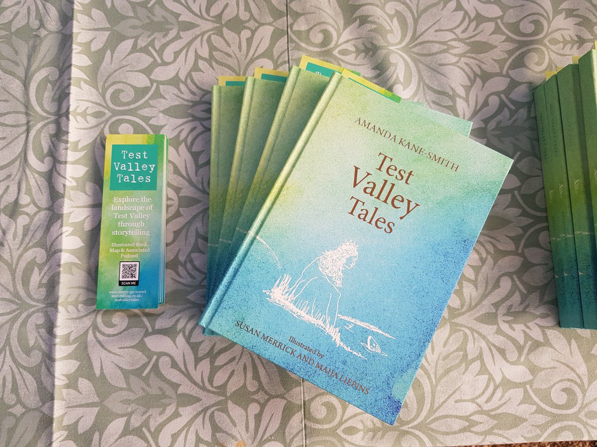 Test Valley Arts Foundation launch of #TestValleyTales @KingJohnsGarden. Inspirational author Amanda Kane-Smith (right) @mgrstorytelling and fabulous illustrator Maija Liepens @LitlLinden with the limited edition. Buy it from the Visitor Information Centre Romsey @moreTestValley