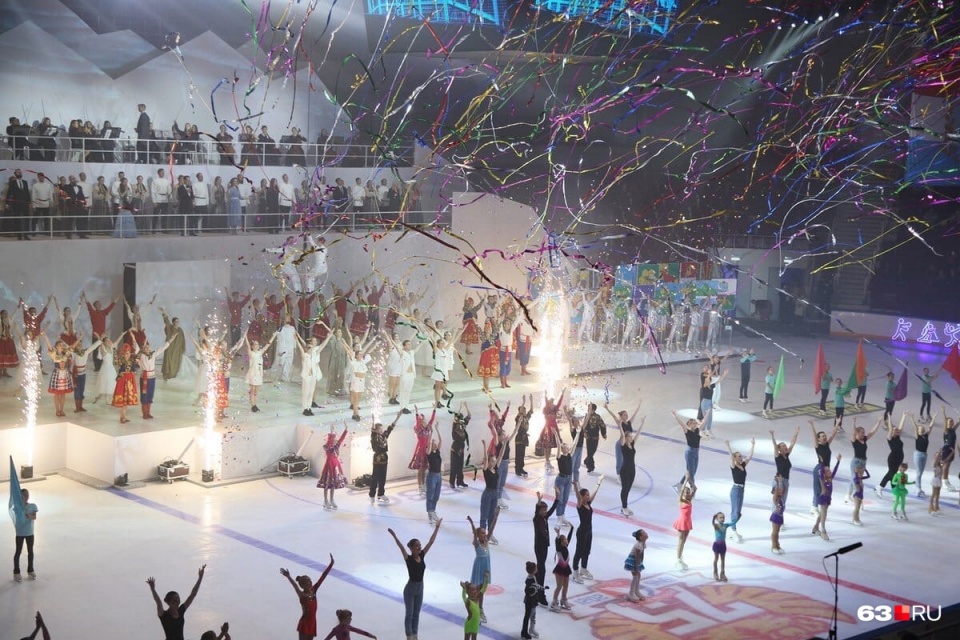 #ФОТОДНЯ63RU

Торжественное открытие Дворца спорта

Фото: Роман Данилкин 
#самараонлайн
#самара63
#самарафото
#самарановости