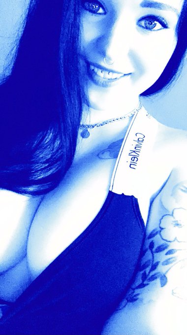 Ich bin jetzt online f&uuml;r dich 💦  https://t.co/vlgTvtgz3H https://t.co/t4WmRFrNS8<a href="/tag/sexy"class="tags"><span>#sexy</span></a><a href="/tag/camgirl"class="tags"><span>#camgirl</span></a><a href="/tag/wochenende"class="tags"><span>#wochenende</span></a><a href="/tag/gutenmorgen"class="tags"><span>#gutenmorgen</span></a><a href="/tag/visitx"class="tags"><span>#visitx</span></a>