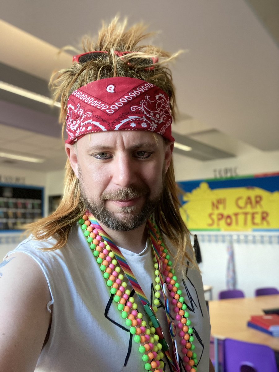 JosephLeivers's tweet photo. #NationalTADay Dress like a rockstar day for TT Rock Stars 🌟 @HeathfieldPNS https://t.co/7njYEG8FOr