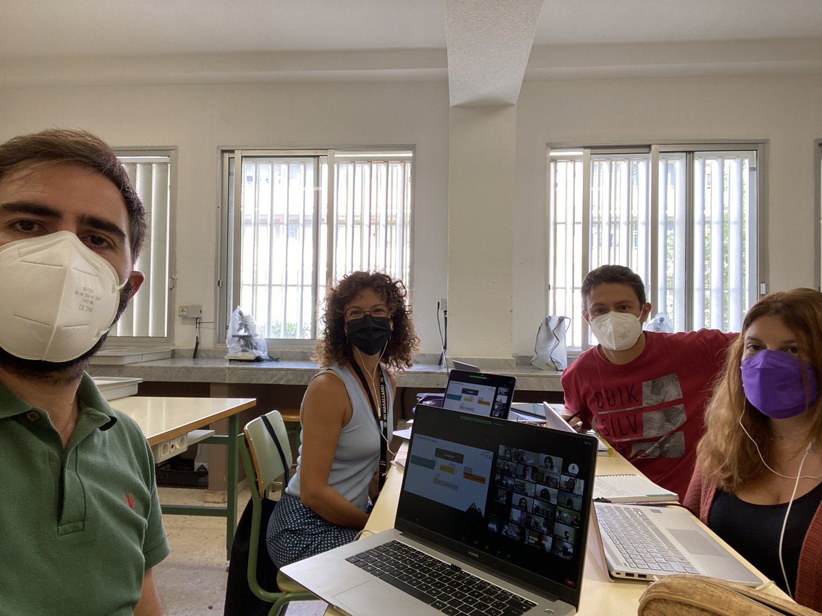 Profes esTEla en la primera reunión convocada por el Servicio de Ordenación Educativa de la Consejería de Educación. #esTEla Ilusionadxs por contribuir con la mejora educativa. #codocencia #ámbitos @EducacionCan