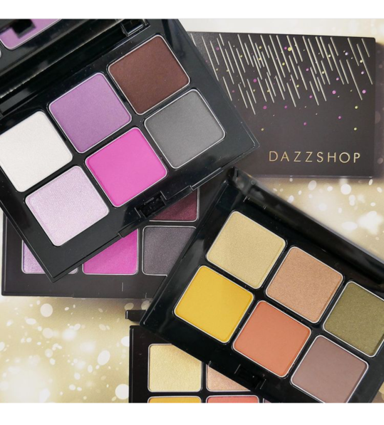 美的 S Tweet Dazzshop クリスマスコフレ21 ホリデーアイシャドウパレット I Ii パールの色 大きさ 発色を それぞれの色に合わせて設計 単色使いでも色を重ねても美しく仕上がる 11月2日 火 発売 クリスマスコフレ 新作コスメ21