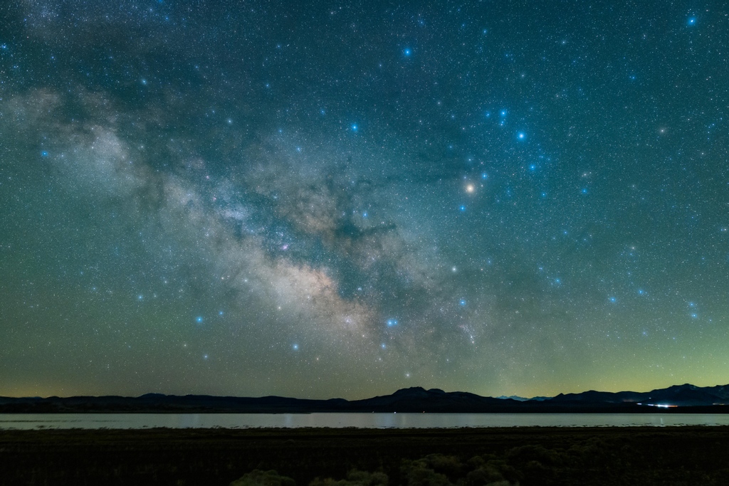 Peace in our time 🌌😀

Life advice: seriously, just take the time to go see the night sky from a truly dark site at least once in your life. It is unreal.

#milkyway #galaxy