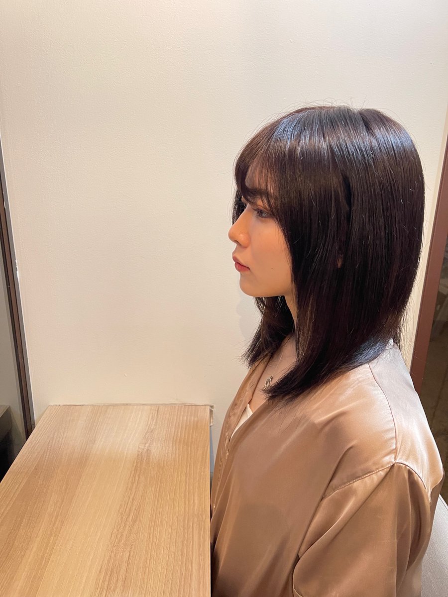 SEKI_Hair's tweet photo. 『健康な髪の条件』

・髪の水分を適度に保つ

・ヘアカラーやパーマをしたら必ず弱酸性に戻すケアをする

・髪を守る皮脂を作るために、髪を洗いすぎない、オイル系のトリートメントを使う

・髪の中にタンパク質を詰め込んであげる

#ヘアケア　#健康髪　#美髪 https://t.co/gMB1CZ5EO0