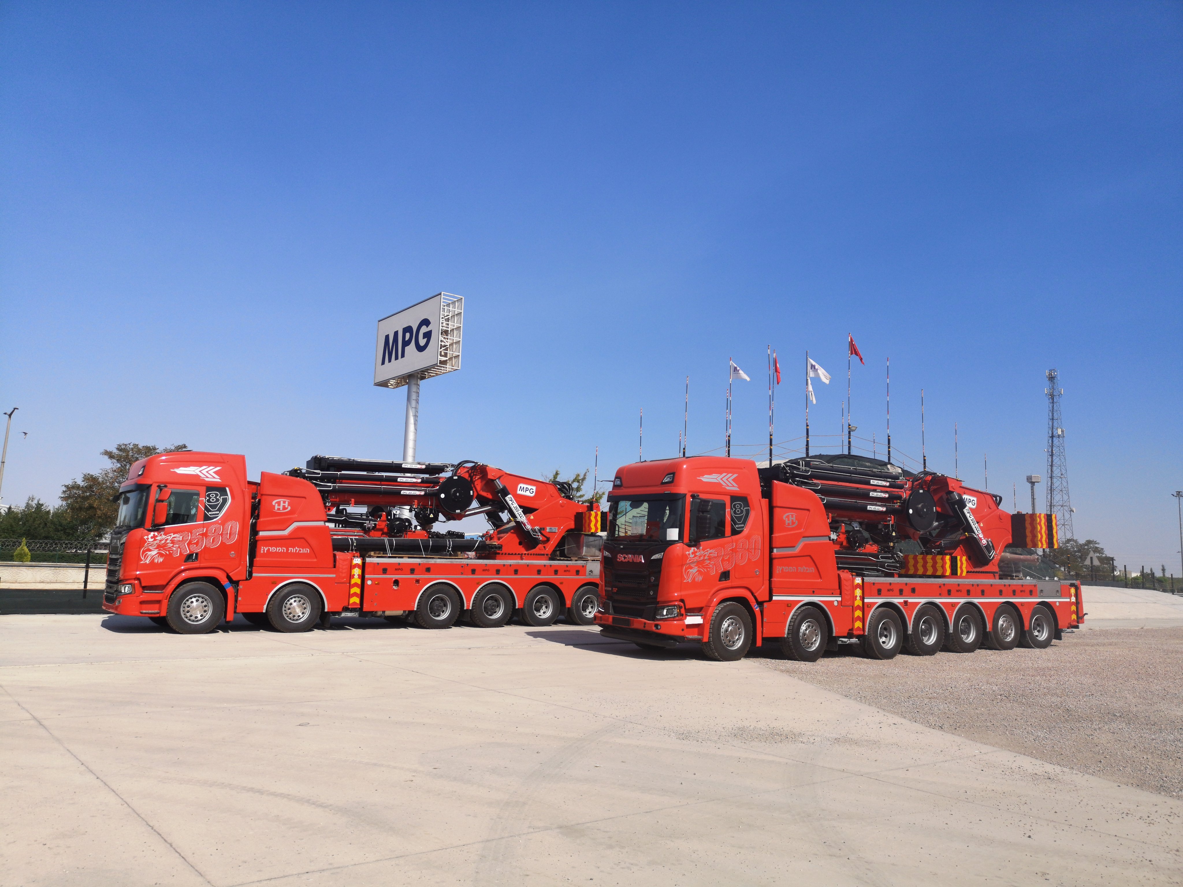 MPG A.Ş. (MPG Inc.) on Twitter: "Hovalot Hamifrats strengthens its fleet with 2 new branded cranes. Hovalot Hamifrats filosunu 2 adet yeni MPG vinci ile güçlendirdi. #crane #kran #grúa #scaniatrucks #