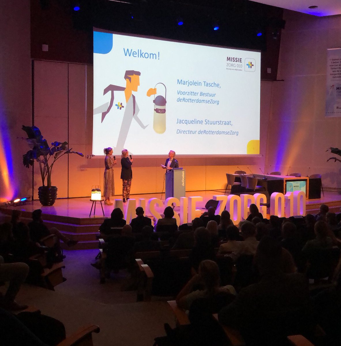 Wij zijn van start! Arbeidsmarktcongres: Missie zorg 010, de zorg voor altijd anders.  

#toekomstvanzorg #transitie #congres #samen #mijnmissievoordezorg #missiezorg010