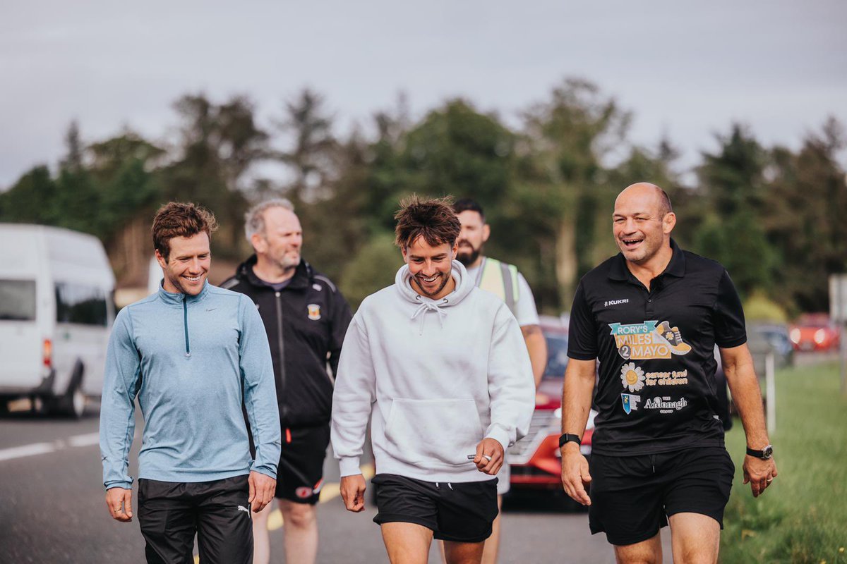 Well it’s the final day of #RorysMiles2Mayo! What an incredible 9 days it has been. The support we have received has been amazing. Massive thanks to Conor Murray, Con &amp; Aaron Doherty &amp; <a href="/connachtrugby/">Connacht Rugby</a> for joining me on the penultimate day of my walk. See you in Cong 👊