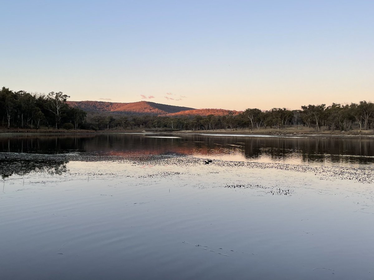 Dumaresq Dam before and after my arvo swim.