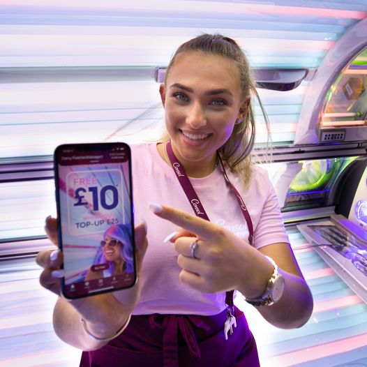 ConsolUK's tweet photo. £10 FREE credits sounds like a real mood! 😍
Head to the Consol tanning app, in studio or online to purchase SepTANber! https://t.co/uRyJeajpcW
