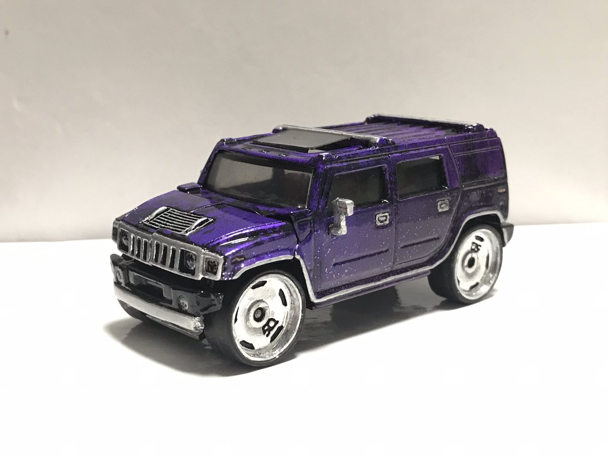kurara_diecast's tweet photo. もう一台完成!
ハマーH2 #DONK カスタム
#スプリットボンネット のギミック付き、トランクはヒンジ変えてクリアウィンドウ化
オーディオもガッツリ入ってます
#トミカ改造 #ミニカー改造 #customtomica #customdiecast https://t.co/kBjkf7bwqM