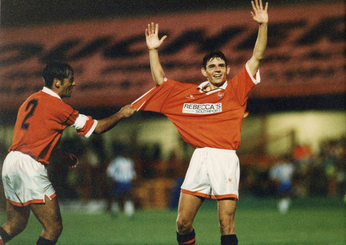 BFC_ExPlayers's tweet photo. Happy 47th Birthday today to former Pool midfielder .... Chris Beech
Hope you have a great day Chris !
👍😀🎂⚽️
#TopMan
#Beechy https://t.co/eTYynlAsqW