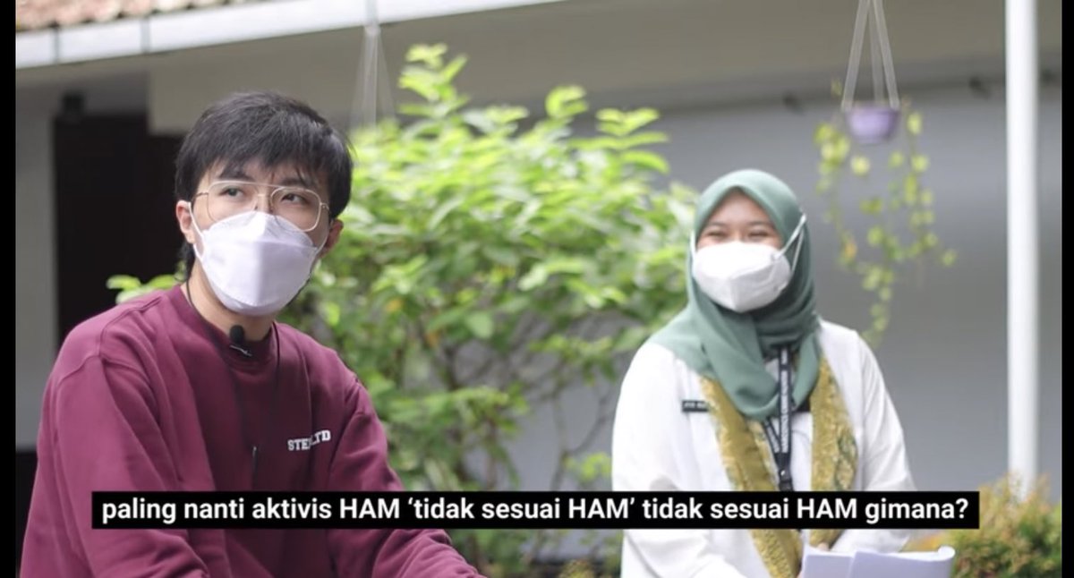 Kebijakan Narkotika Duterte di filipina berbahaya, tak harusnya mendapat dukungan dr seorang dokter yg disumpah utk menyelamatkan nyawa

Tapi kalau beliau hadir sbg selebgram plus pengusaha, ya boleh aja, tak ada larangan utk terlihat tak paham isu dan norak secara bersamaan