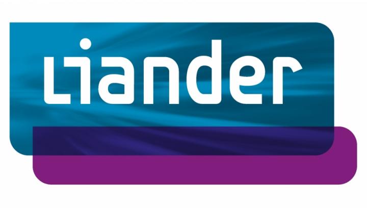 EnkhuizenA's tweet photo. Nu op Enkhuizen Actueel: 'Liander sluit grote bedrijven niet meer aan op haar netwerk, vol = vol'  |  #bedrijven #liander #netwerk #vol

https://t.co/2DocIqbhs1 https://t.co/dPPE9nPLZQ