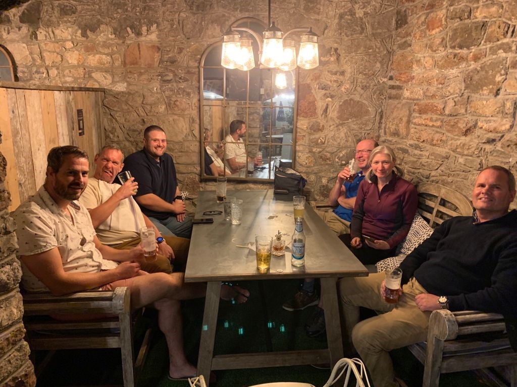 #BENNS #networking last night at #TheLangfordInn. Great fun as always! <a href="/SWSouthWest1/">Sanderson Weatherall South West</a> <a href="/AECOM/">AECOM</a> <a href="/StrideTreglown/">Stride Treglown</a> 

Can recommend a drop of <a href="/thatchers_cider/">Thatchers</a> #Zero if you are driving! 

#BD #BoxTwenty #SmallBusiness