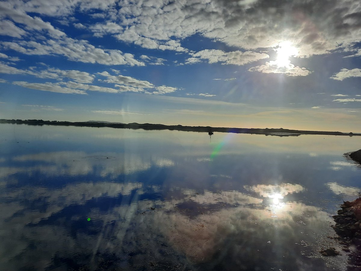 Malahide Estuary looking lovely this Thursday morning 😍

Photo Credit: Tommy Duffy (@CollectableBook) 📸